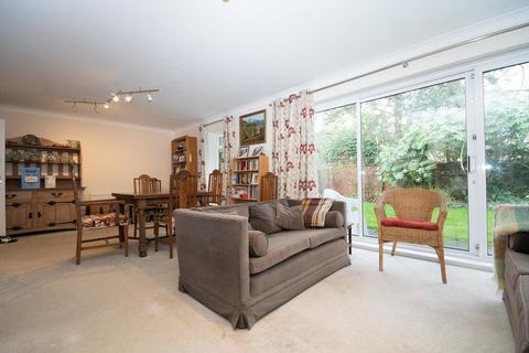 2 bedroom apartment for sale, The Chequers, Pinner HA5