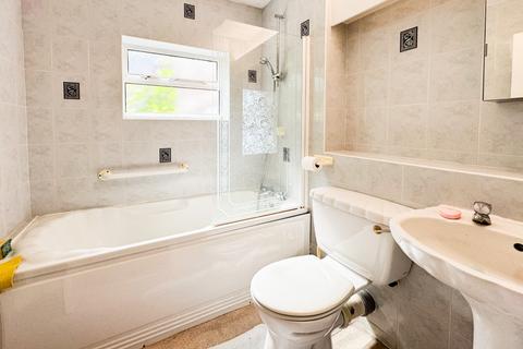 2 bedroom apartment for sale, West End Lane, Greater London HA5