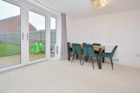 3 bedroom end of terrace house for sale, John Ritchie Street, Stoke-on-Trent