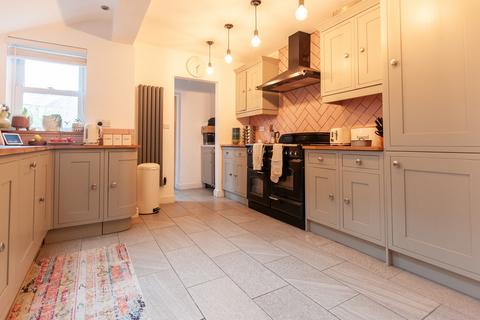 3 bedroom terraced house to rent, Fountayne Street, York YO31