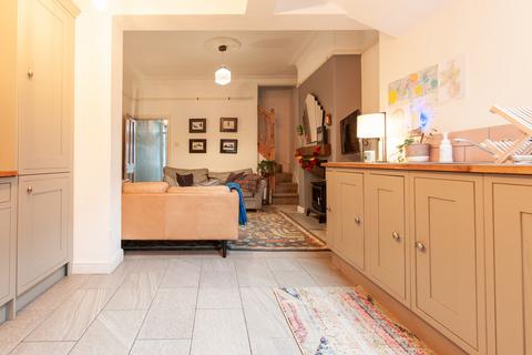 3 bedroom terraced house to rent, Fountayne Street, York YO31