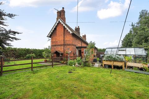 2 bedroom semi-detached house for sale, Redcross, Chaddesley Corbett, Kidderminster