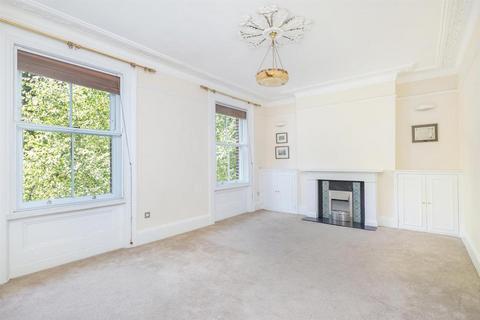 2 bedroom flat to rent, Heath Street, Hampstead Village, NW3