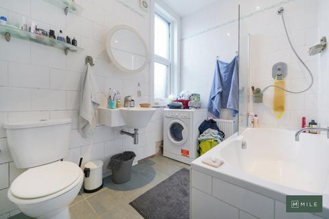 1 bedroom flat for sale, Fawley Road, London