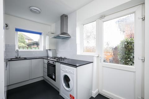 2 bedroom apartment to rent, Kingston Upon Thames