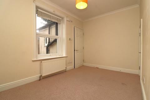 2 bedroom maisonette to rent, Quarry Road, TUNBRIDGE WELLS