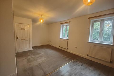 1 bedroom coach house to rent, Wallets Wood Court, Chorley PR7