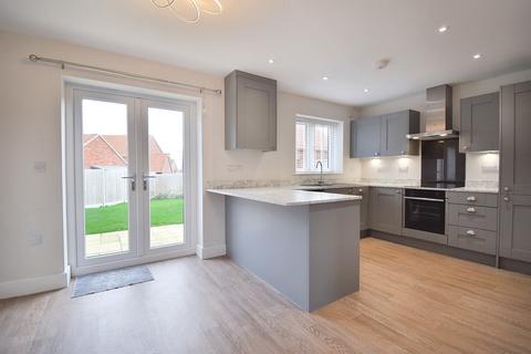 3 bedroom semi-detached house for sale, Daisy Way, Louth LN11 0FS