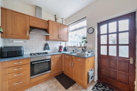 3 bedroom terraced house for sale, Greenwood Gardens, London N13