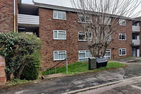 2 bedroom ground floor flat to rent, Osterley Close, Stevenage SG2