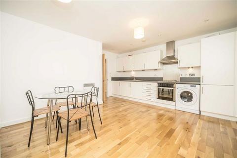 2 bedroom flat to rent, Meath Crescent, London E2