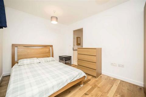 2 bedroom flat to rent, Meath Crescent, London E2