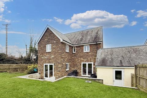 4 bedroom detached house for sale, Holly Berry Road, Ivybridge PL21