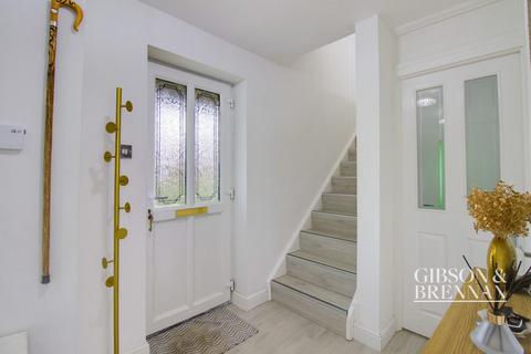 35 Bourne Close, Basildon, SS15 6DZ