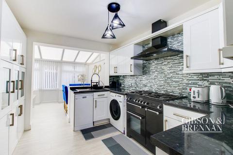 35 Bourne Close, Basildon, SS15 6DZ