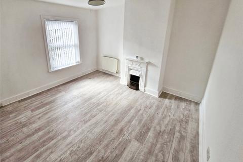 2 bedroom flat to rent, Skipton Road, Keighley BD20