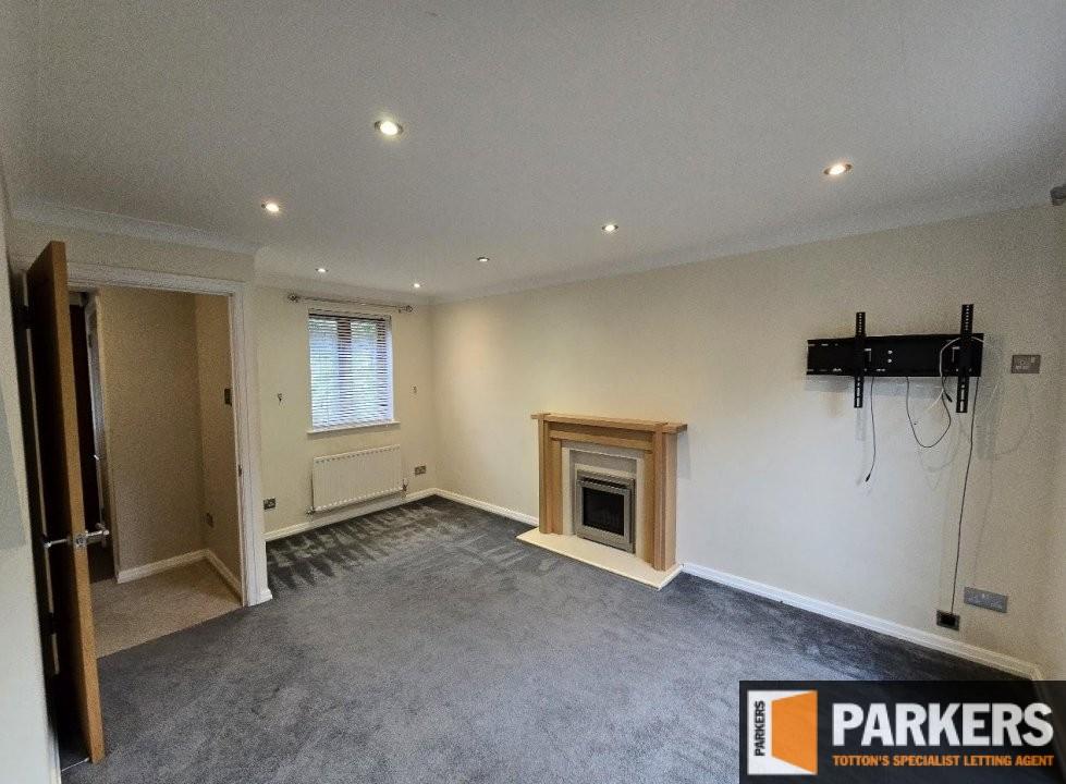 House in Dibden Purlieu - View 3