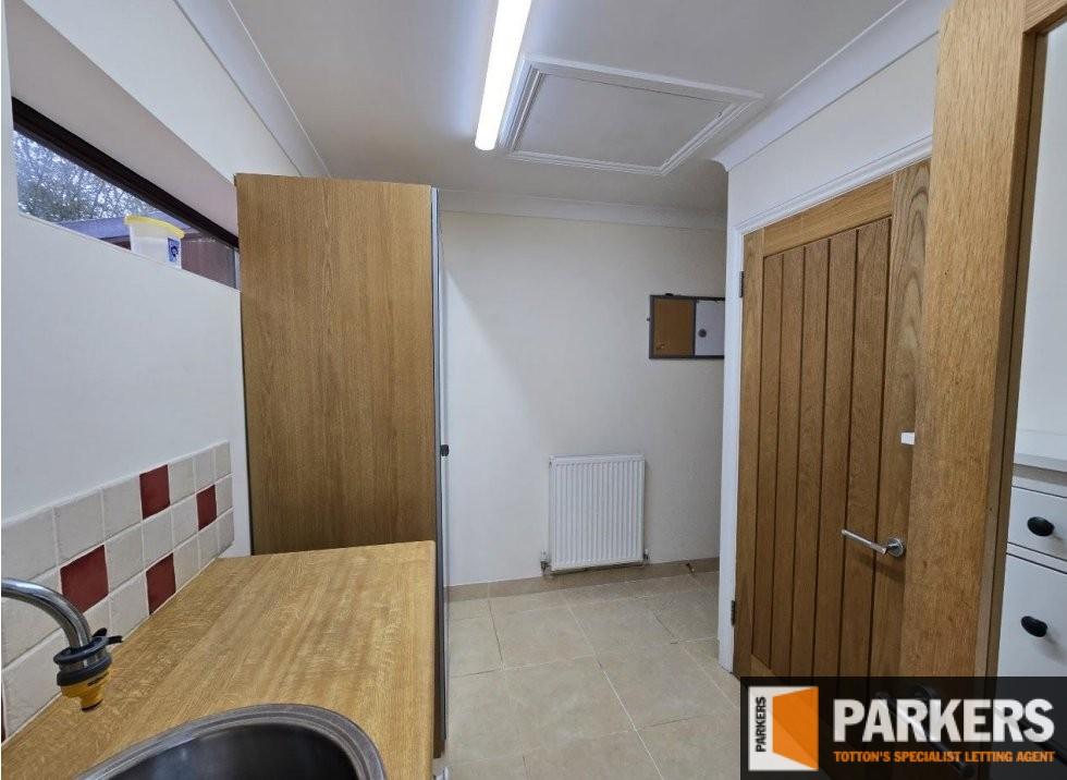 House in Dibden Purlieu - More