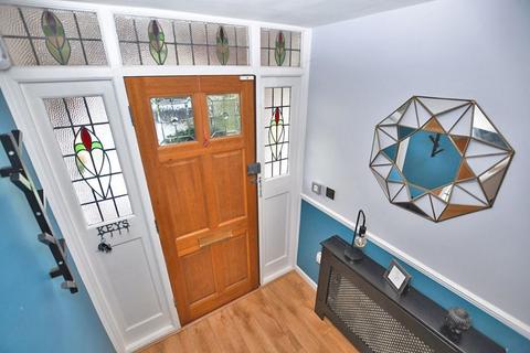 3 bedroom semi-detached house for sale, Moncktons Avenue, Maidstone