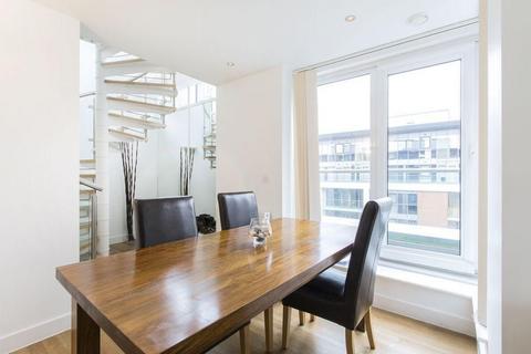 2 bedroom apartment for sale, London  E16