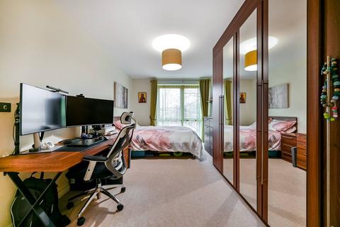 2 bedroom flat for sale, Lower Richmond Road, Richmond, TW9