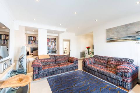 2 bedroom flat for sale, Nine Elms Lane, Vauxhall, London, SW8