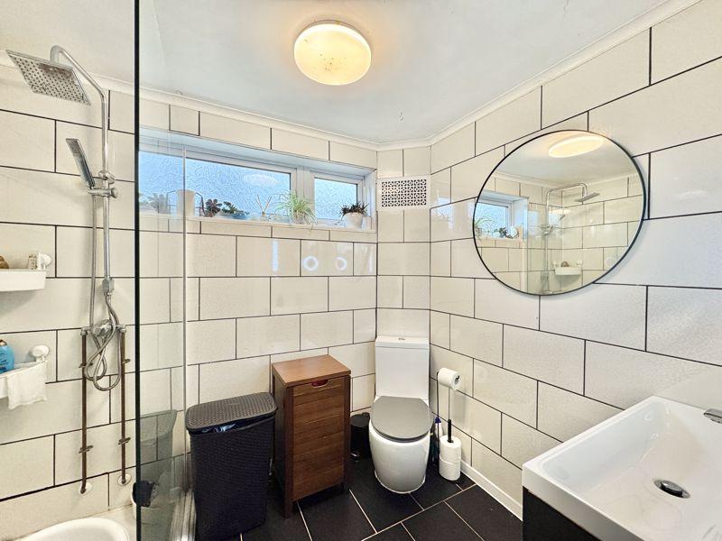 Family Shower Room