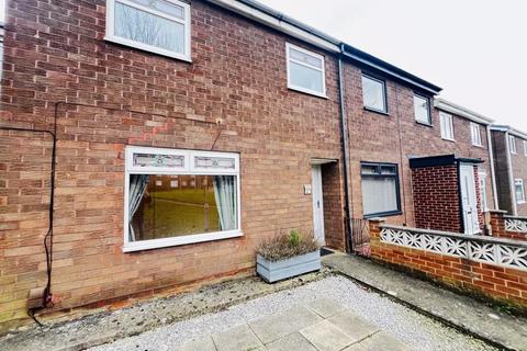 4 bedroom terraced house to rent, Markham Square, Stockton