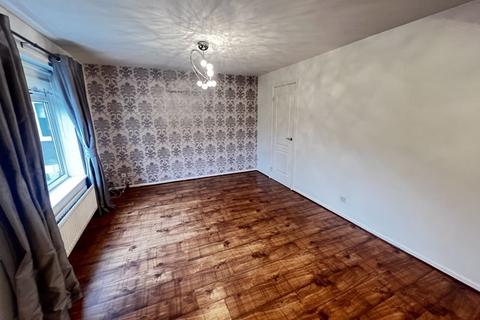 4 bedroom terraced house to rent, Markham Square, Stockton