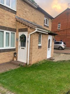 2 bedroom semi-detached house to rent, Partridge Close, Stockton-On-Tees