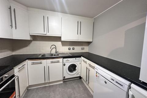 1 bedroom flat for sale, Admiral Walk, London W9