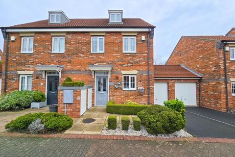 3 bedroom semi-detached house for sale, Rennison Mews, Blaydon