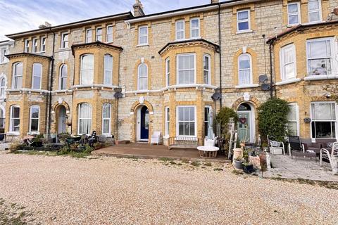 6 bedroom end of terrace house for sale, Southgrove Road, Ventnor