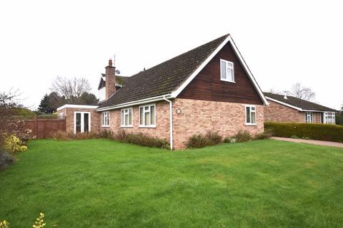 4 bedroom detached house for sale, St. Marys Close, Tenbury Wells