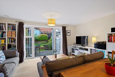 3 bedroom end of terrace house for sale, Metcalfe Avenue, Carshalton