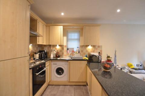 2 bedroom apartment to rent, Wychwood, Kings Ride