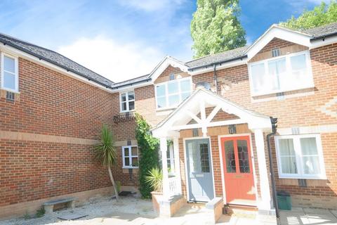 1 bedroom terraced house to rent, Hedingham Mews