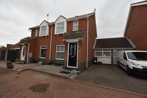 3 bedroom semi-detached house to rent, Worthing Mews, Martello