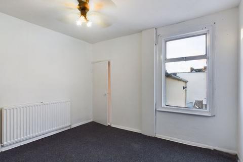 3 bedroom terraced house for sale, West Street, Gillingham