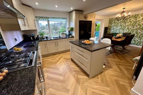 4 bedroom detached house for sale, Wesley Road, Bwlchgwyn