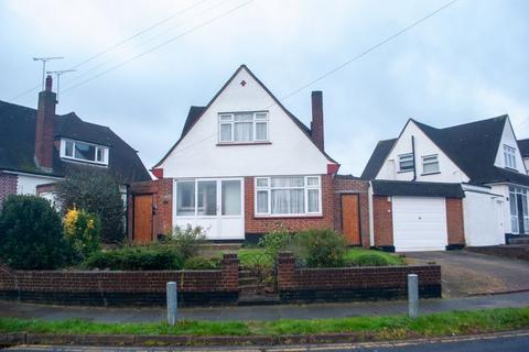 3 bedroom detached bungalow for sale, Treelawn Drive, Leigh-On-Sea SS9