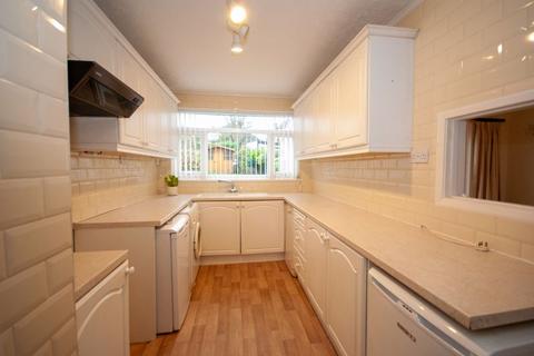 3 bedroom detached bungalow for sale, Treelawn Drive, Leigh-On-Sea SS9