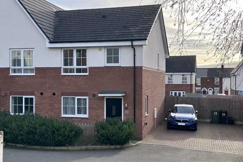 2 bedroom semi-detached house to rent, Brettell Lane, Stourbridge DY8