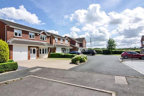 4 bedroom detached house to rent, The Meadows, Cannock WS11