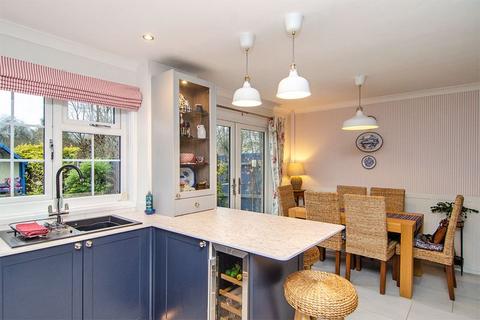 7 Barnfield Way, Cannock, WS12 0PR