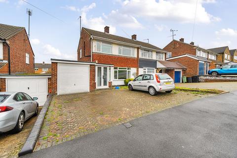 45 Appleby Gardens, Dunstable, LU6 3DB