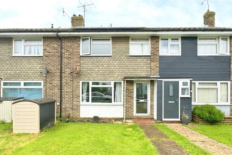 3 bedroom terraced house to rent, Shadwells Close, Lancing, West Sussex, BN15