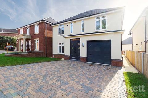 4 bedroom detached house to rent, Aspen Rise, Clayton, Newcastle Under Lyme, Staffordshire, ST5