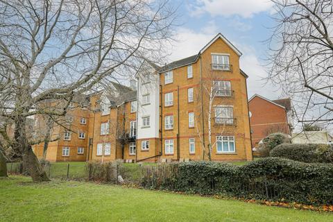 2 bedroom apartment for sale, Greenhaven Drive, Thamesmead SE28