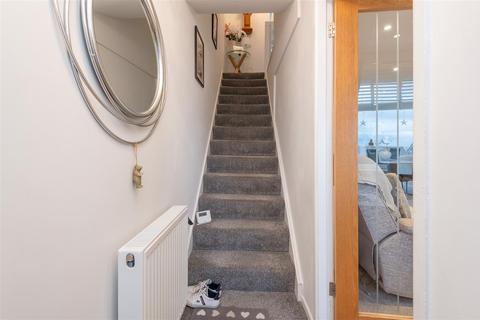 3 bedroom terraced house for sale, Stephen Close, Halifax